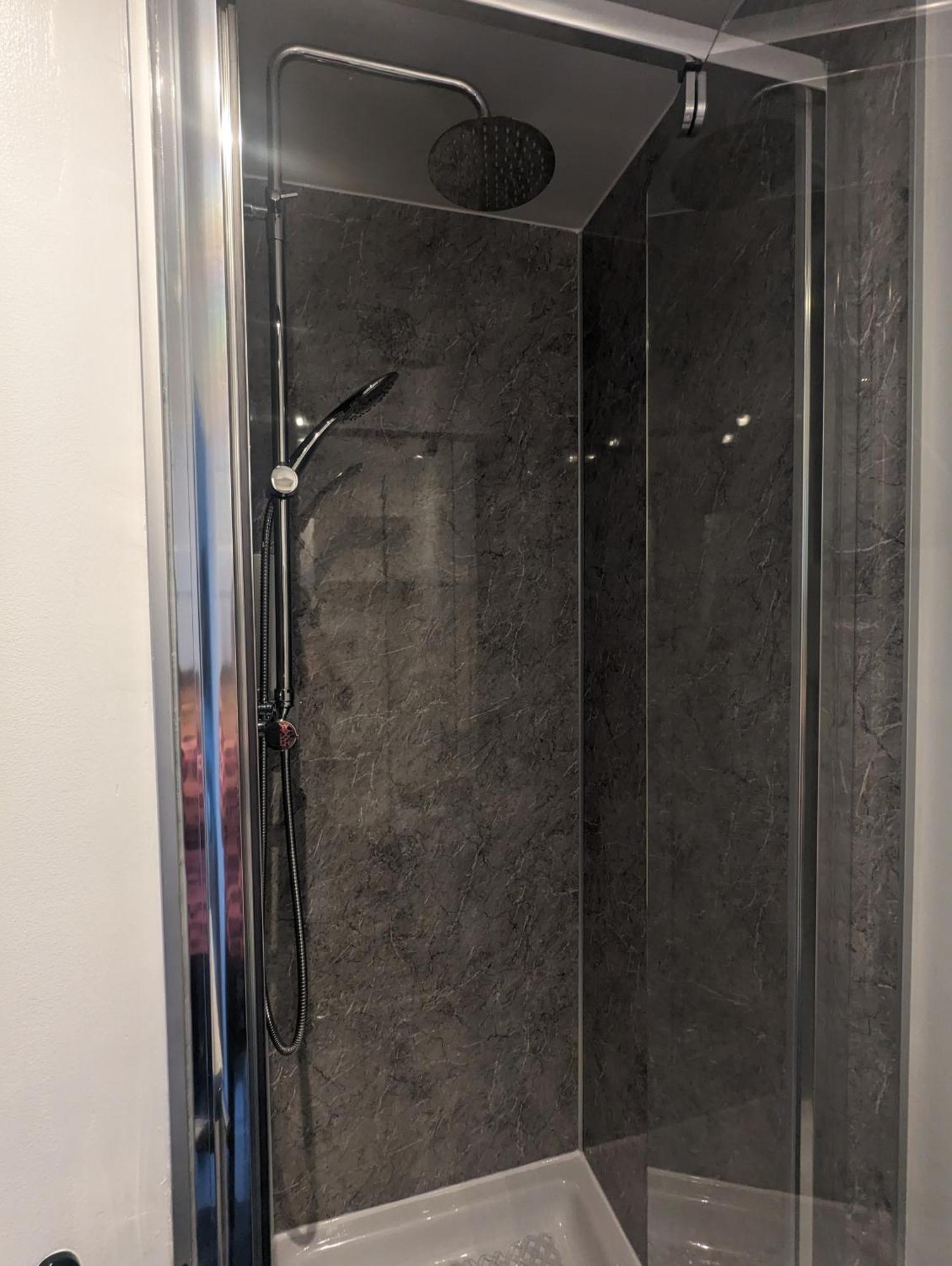 The Cairns Leven Hotel Leven  Room photo